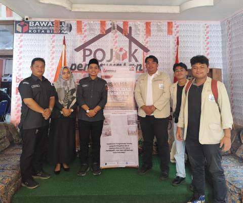 Foto Kegiatan Diskusi Konsolidasi Demokrasi