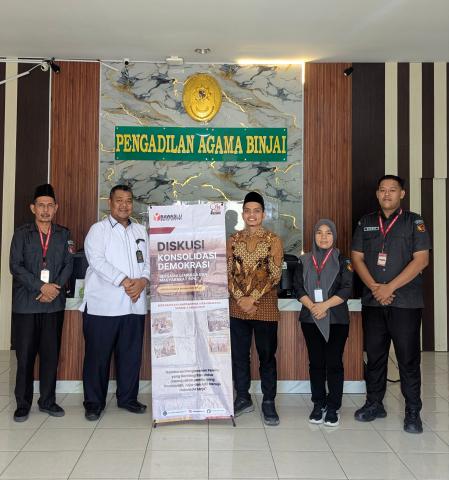 Dokumentasi kegiatan Diskusi Konsolidasi Demokrasi 