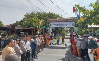 gunting pita kampung pengawasan