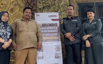 Dokumentasi kegiatan Diskusi Konsolidasi Demokrasi 