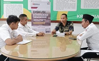 Dokumentasi kegiatan Diskusi Konsolidasi Demokrasi 