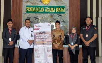 Dokumentasi kegiatan Diskusi Konsolidasi Demokrasi 